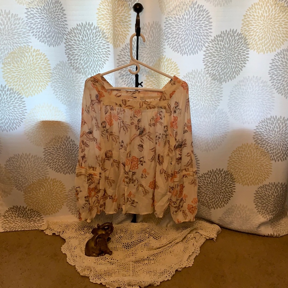 XL Lauren Conrad Long Sleeve Top